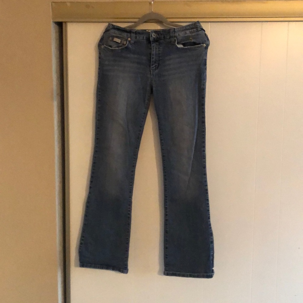 Women’s jeans